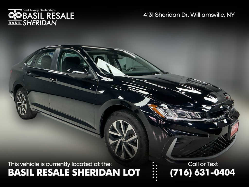 Used 2025 Volkswagen Jetta S image 1