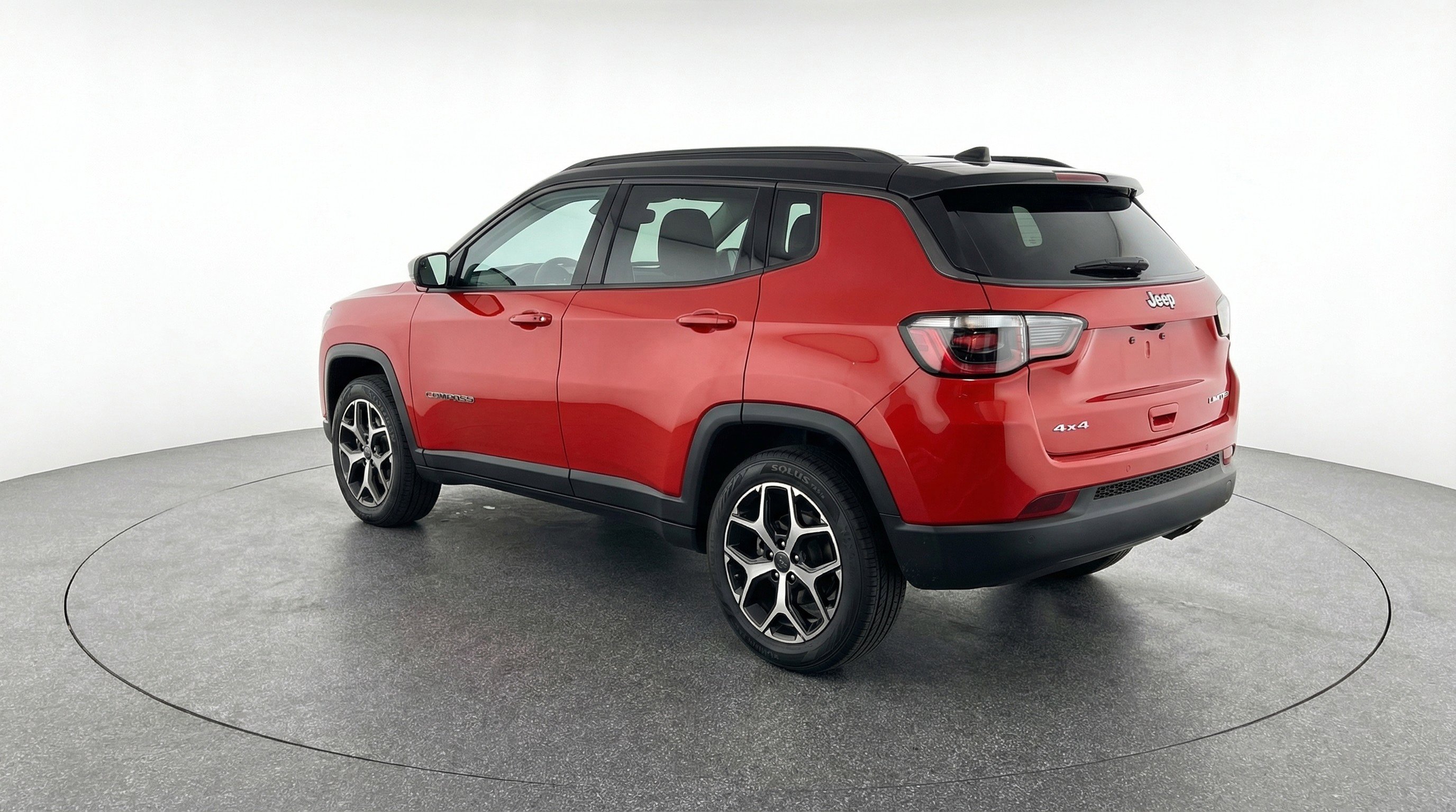 Used 2025 Jeep Compass Limited image 6