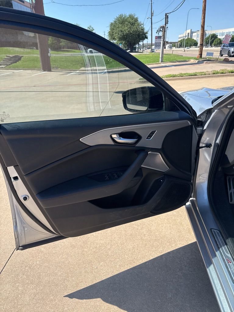 Used 2022 Acura TLX w/ A-SPEC Pkg FWD image 9