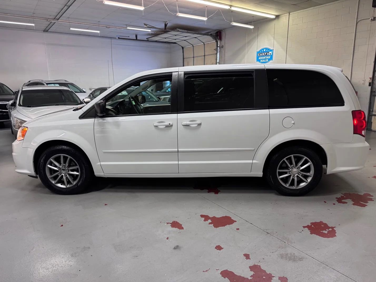 Used 2017 Dodge Grand Caravan SE w/ Power Window Group FWD image 6