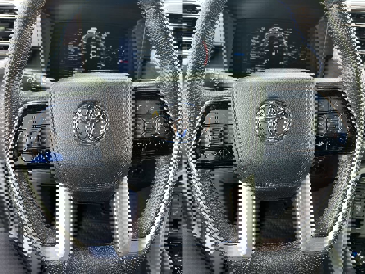 Used 2024 Toyota Sequoia Platinum image 18