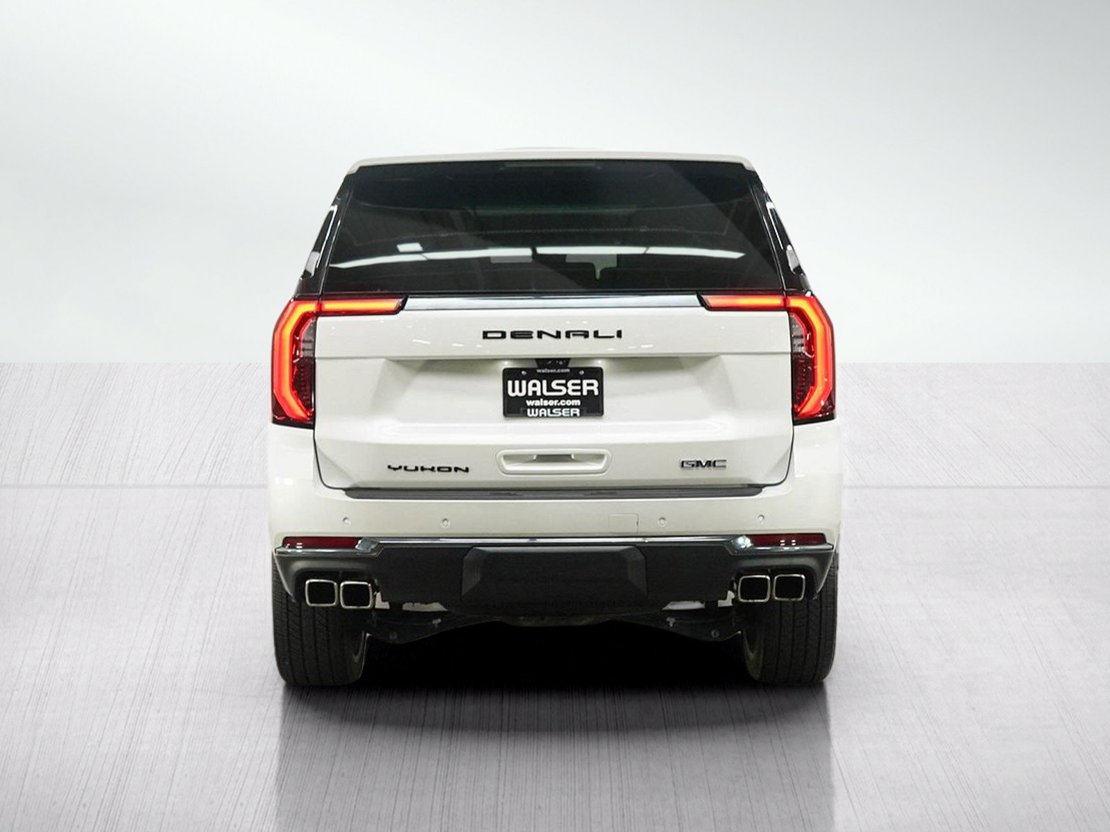 Used 2025 GMC Yukon Denali Ultimate AWD/4WD image 4