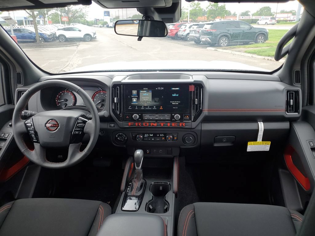 New 2025 Nissan Frontier PRO-4X AWD/4WD image 6