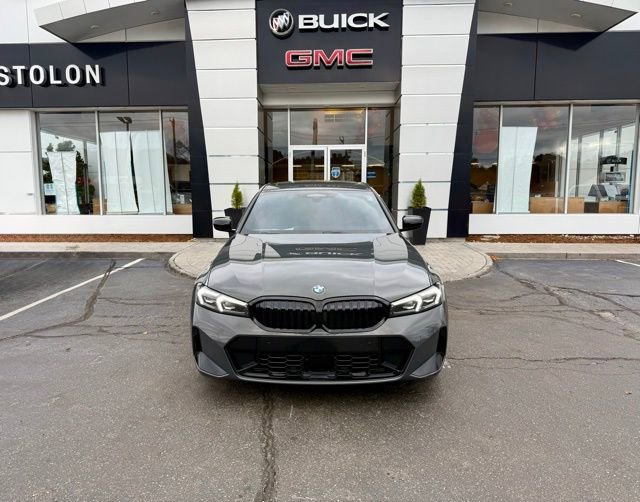 Used 2025 BMW 330i xDrive Sedan w/ M Sport Package image 6