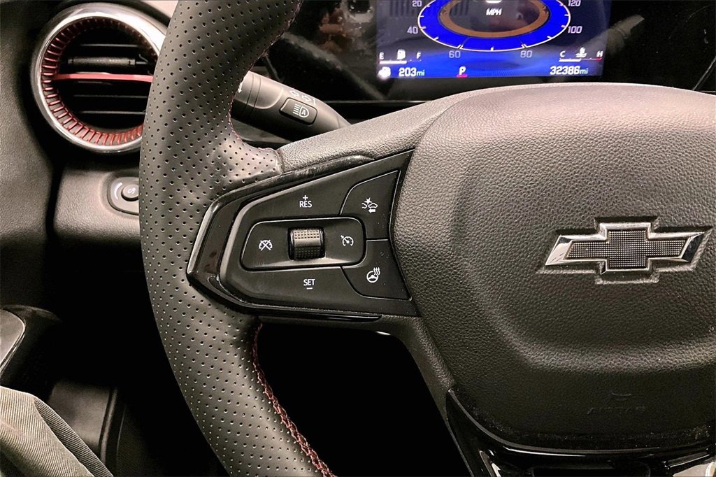 Used 2024 Chevrolet Trax RS image 17