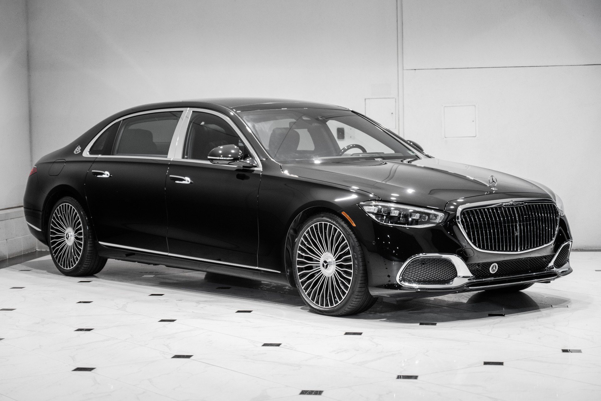 Used 2024 Mercedes-Benz Maybach S 580 4MATIC image 3