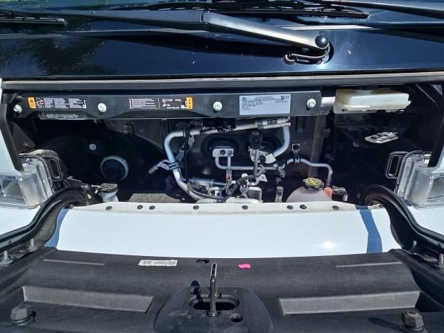 New 2025 Chevrolet Brightdrop 400 w/ Power Door Package AWD/4WD image 26