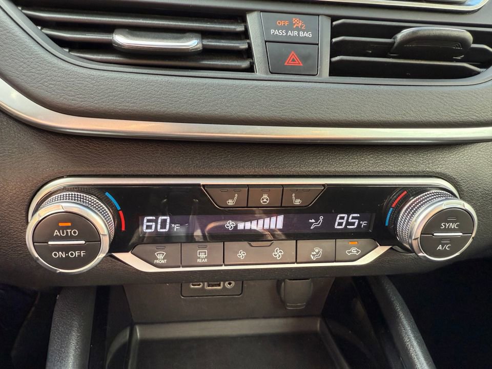 Used 2020 Nissan Altima 2.5 SV AWD/4WD image 13