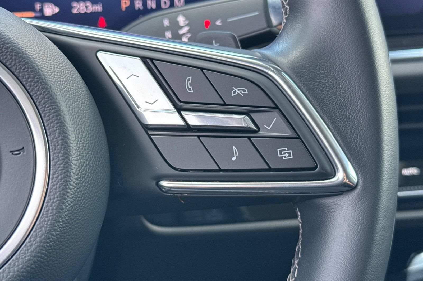 Used 2024 Buick Envision Preferred AWD/4WD image 35
