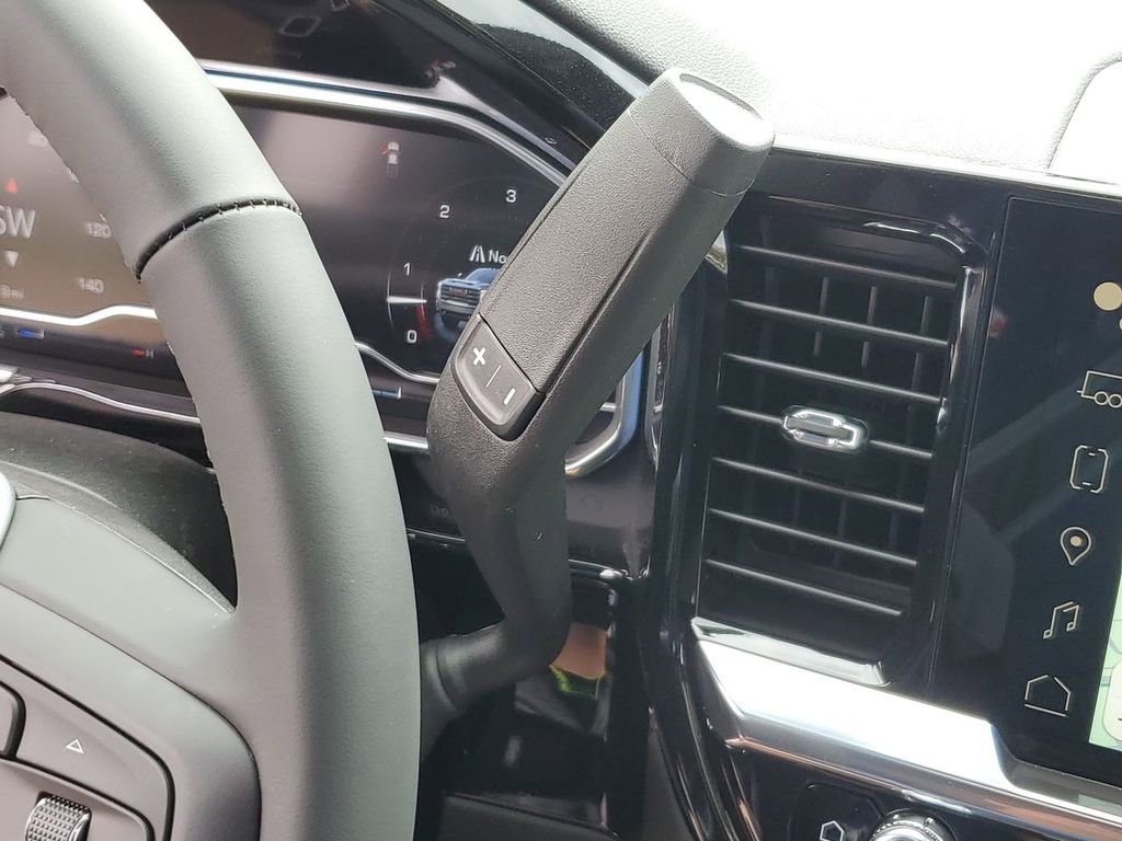 New 2025 GMC Sierra 2500 SLT w/ SLT Premium Package image 17