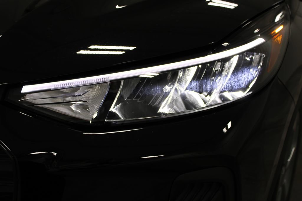 New 2026 Ford Escape ST-Line w/ Cold Weather Package image 12