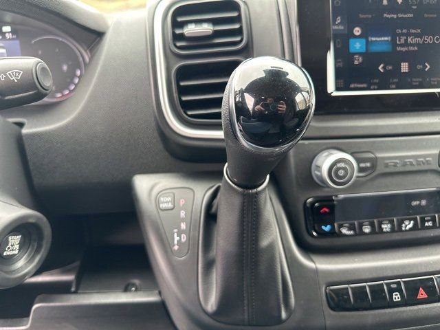 New 2024 RAM ProMaster 3500 w/ Quick Order Package 22G SLT image 17