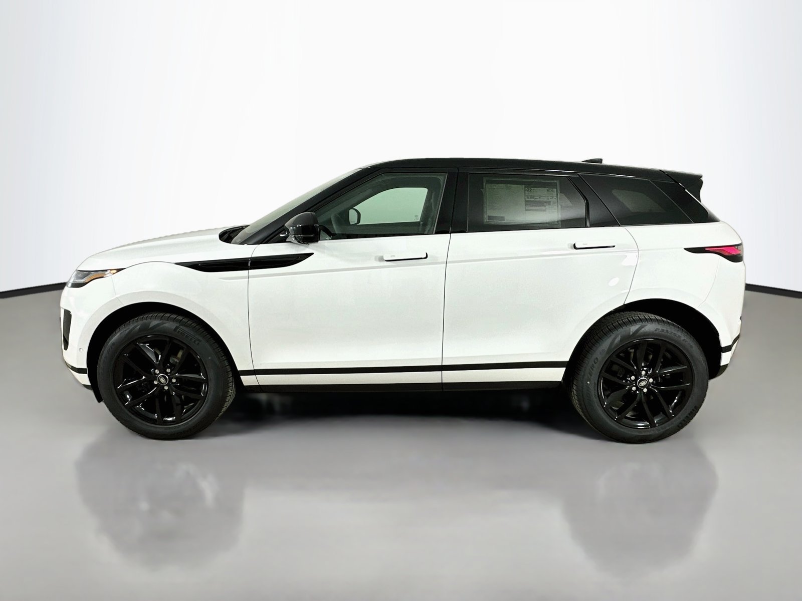 New 2026 Land Rover Range Rover Evoque S AWD/4WD image 8