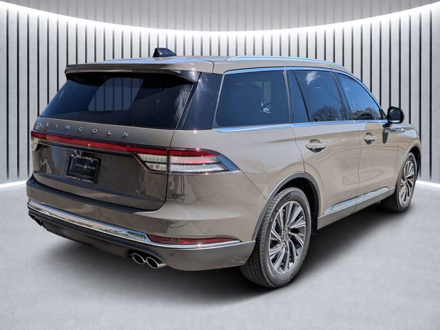 New 2026 Lincoln Aviator 2WD image 3