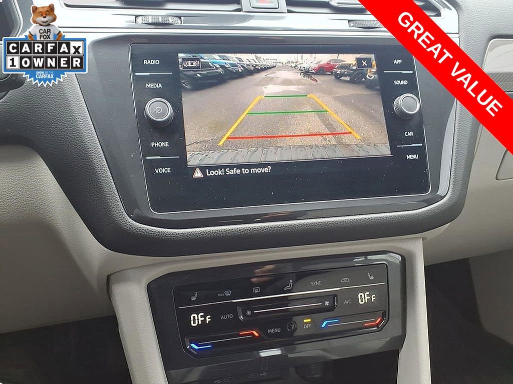Used 2024 Volkswagen Tiguan SE w/ Panoramic Sunroof Package AWD/4WD image 24