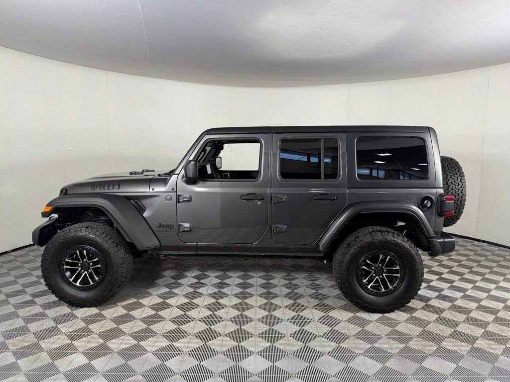 Used 2024 Jeep Wrangler Unlimited Sport AWD/4WD image 12