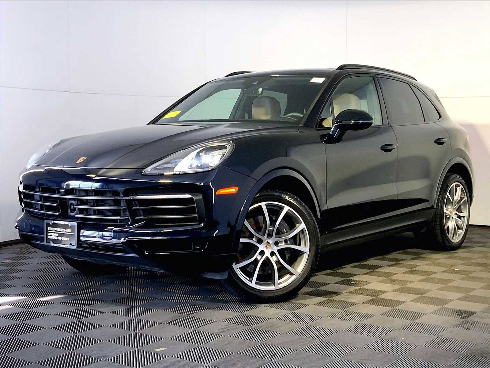 Certified 2023 Porsche Cayenne Platinum Edition AWD/4WD image 1