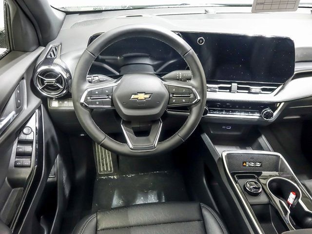 New 2026 Chevrolet Equinox LT w/ Convenience Package II image 13