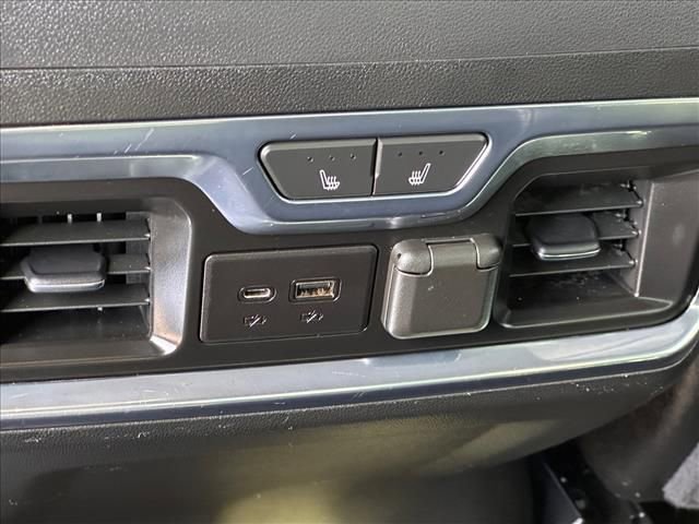 Used 2021 GMC Sierra 2500 Denali w/ Denali Black Diamond Edition image 17