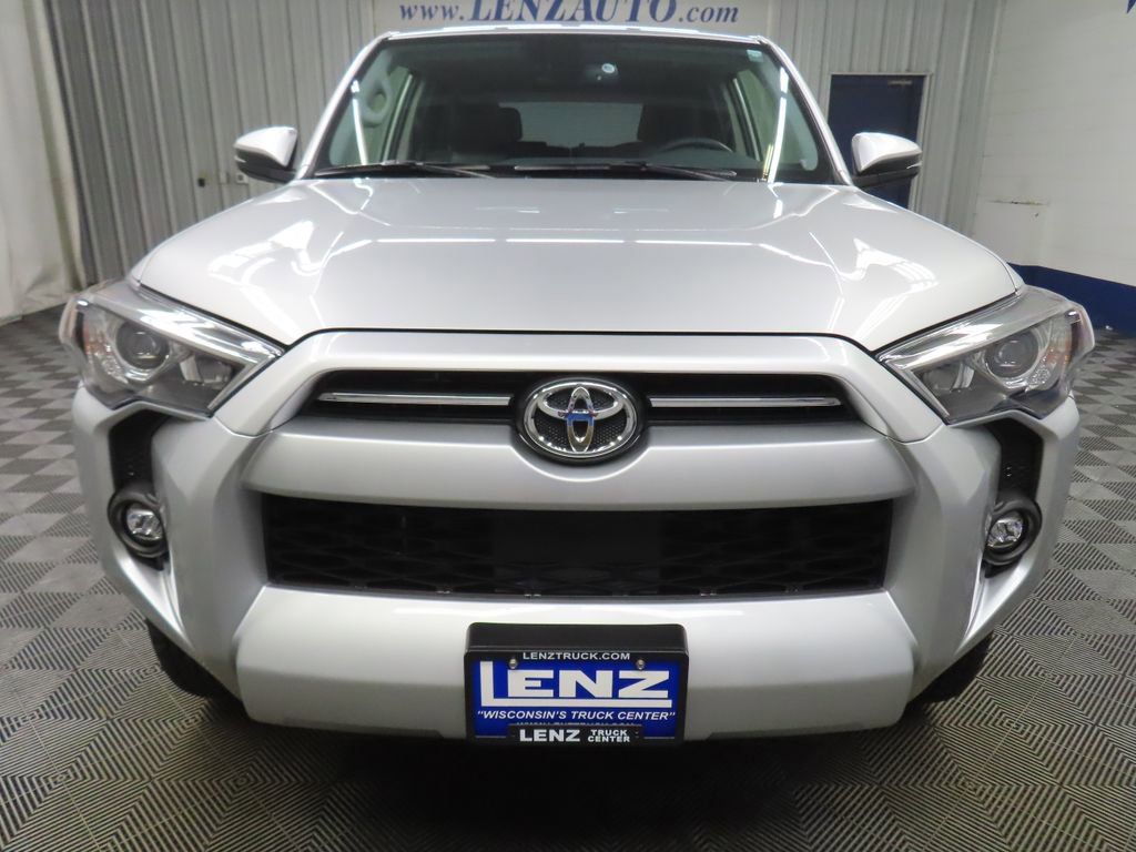 Used 2024 Toyota 4Runner SR5 Premium w/ Moonroof Package AWD/4WD image 40