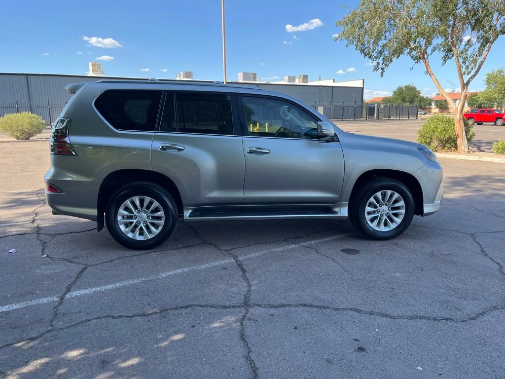 Used 2023 Lexus GX 460 Premium image 10