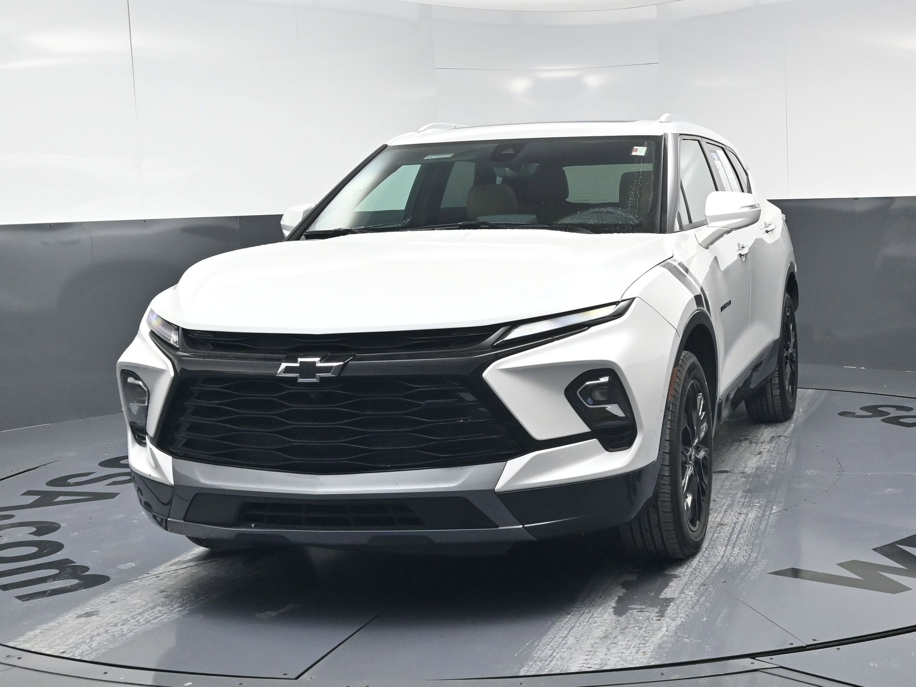 Used 2024 Chevrolet Blazer Premier w/ LPO, Black Sport Package image 11