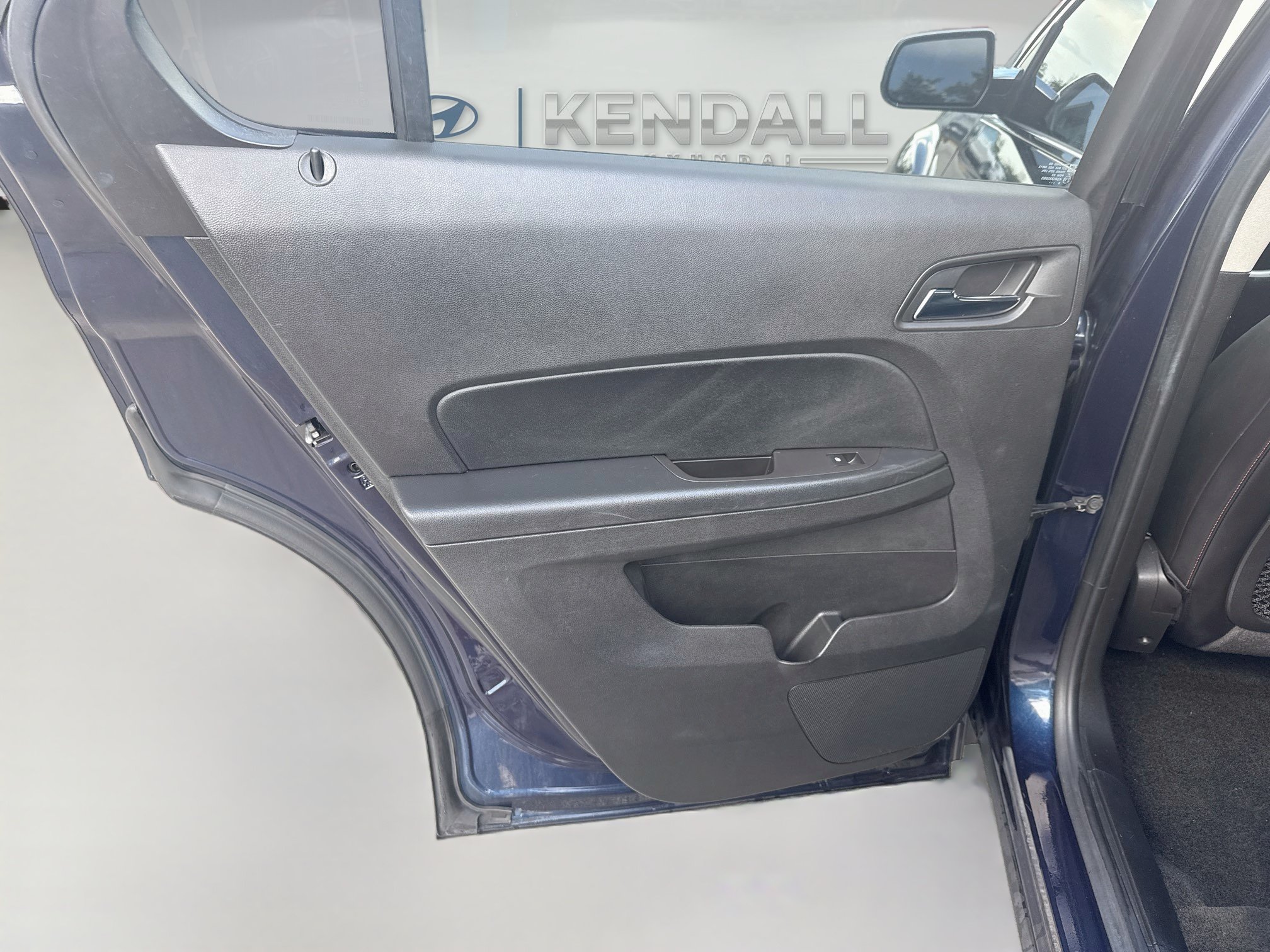 Used 2017 Chevrolet Equinox Premier w/ Enhanced Convenience Package FWD image 22
