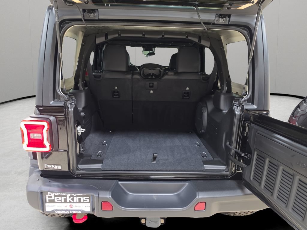 New 2026 Jeep Wrangler Unlimited Rubicon w/ Xtreme 35 Tire Package AWD/4WD image 10