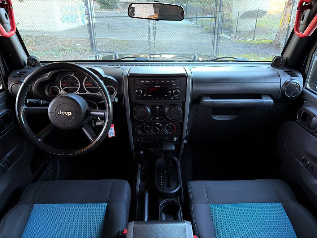 Used 2010 Jeep Wrangler Unlimited Islander image 43