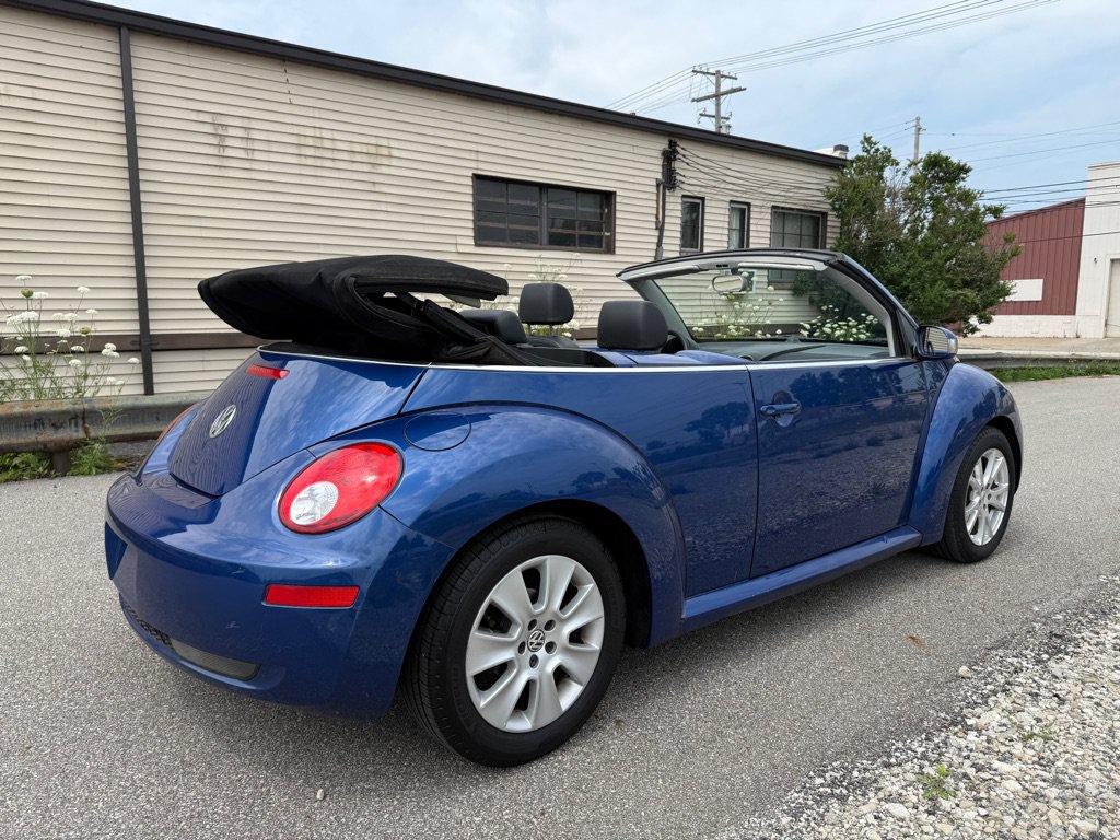 Used 2008 Volkswagen Beetle S FWD image 5
