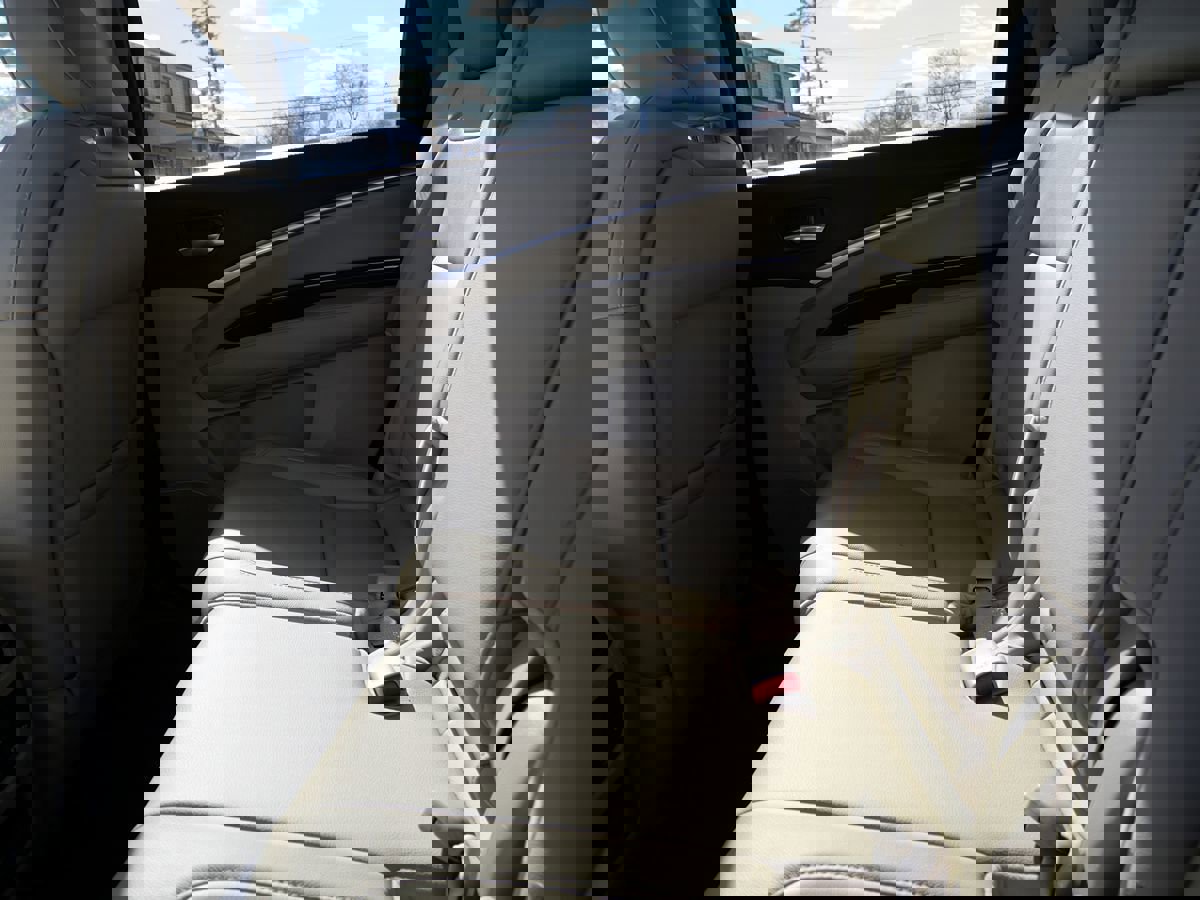 Used 2019 Acura MDX SH-AWD image 26