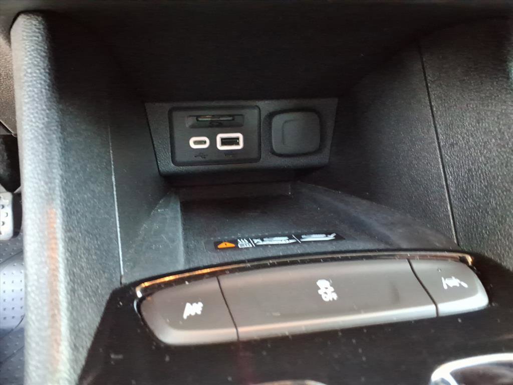 Used 2022 Chevrolet Bolt EUV Premier w/ Sun & Sound Package FWD image 23