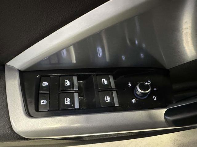 Used 2024 Audi Q3 2.0T Premium image 16