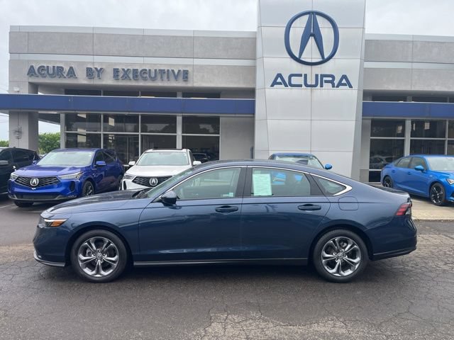 Used 2024 Honda Accord EX image 3