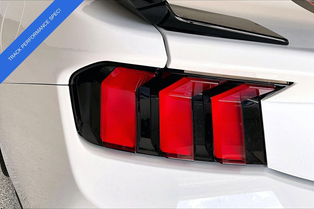 Used 2024 Ford Mustang GT Premium RWD image 39