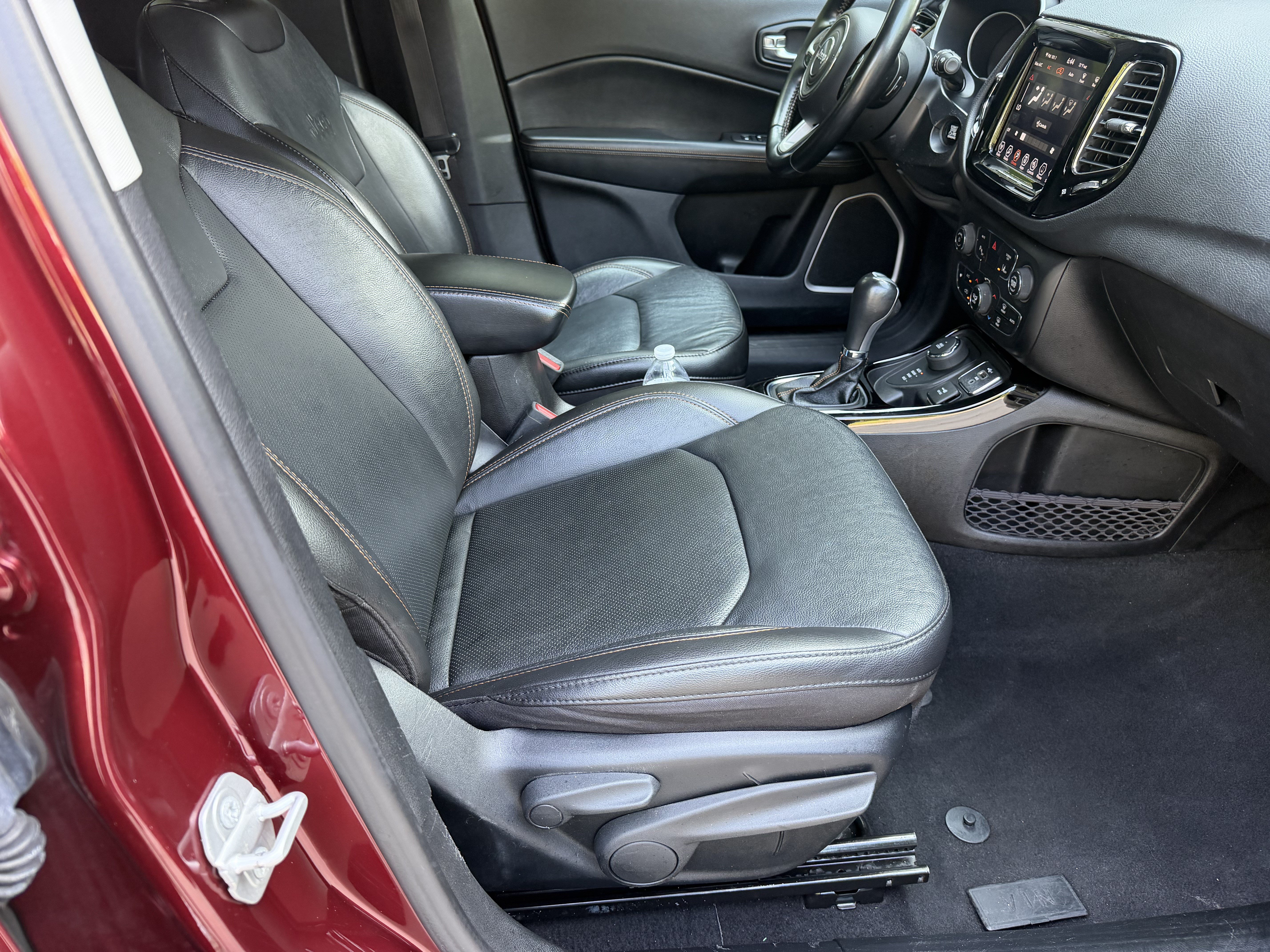 Used 2021 Jeep Compass Limited AWD/4WD image 13