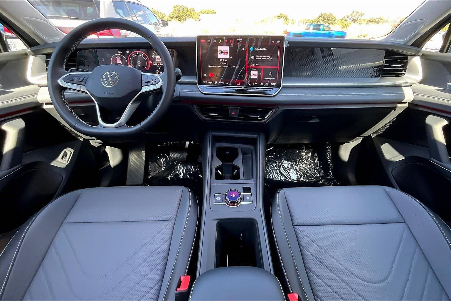 New 2026 Volkswagen Tiguan SE image 5