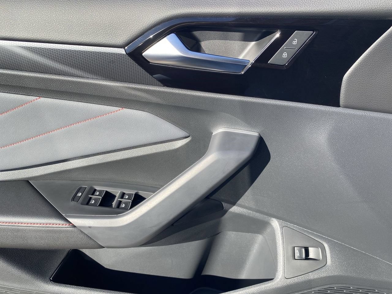 New 2026 Volkswagen Jetta GLI Autobahn FWD image 17