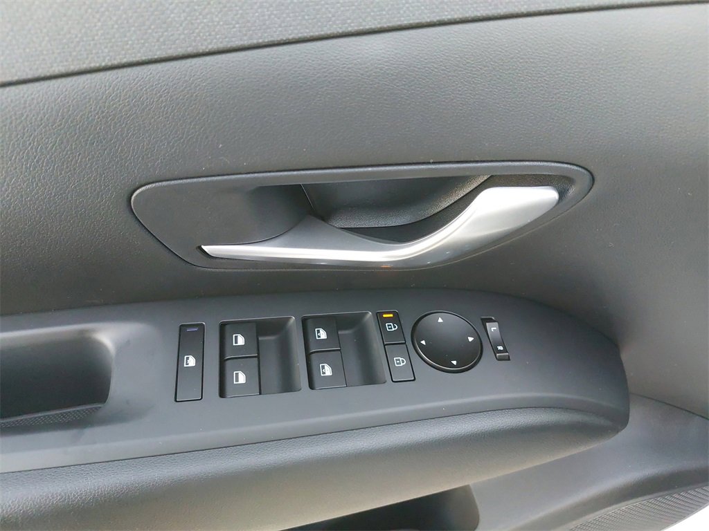 New 2025 Hyundai Tucson SEL image 24