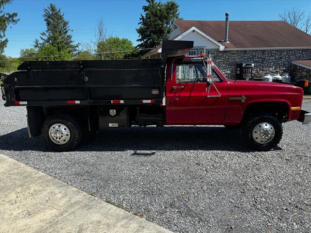 Used 1987 Chevrolet C/K Truck 2500 image 4