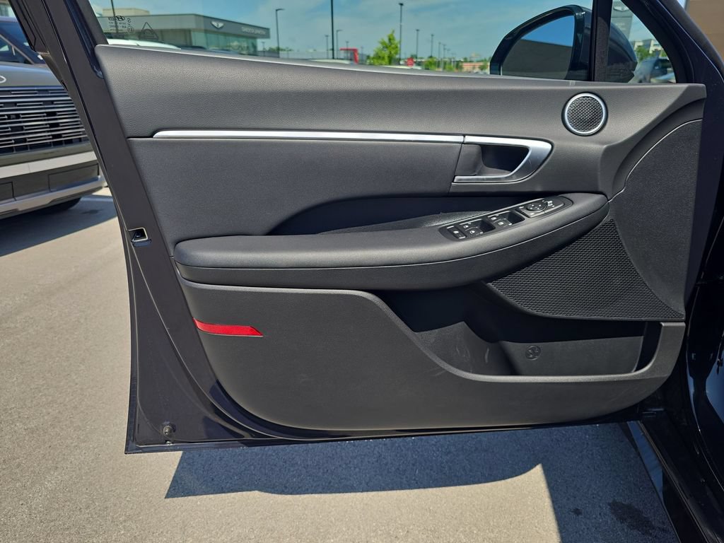 New 2026 Hyundai Sonata SEL FWD image 13
