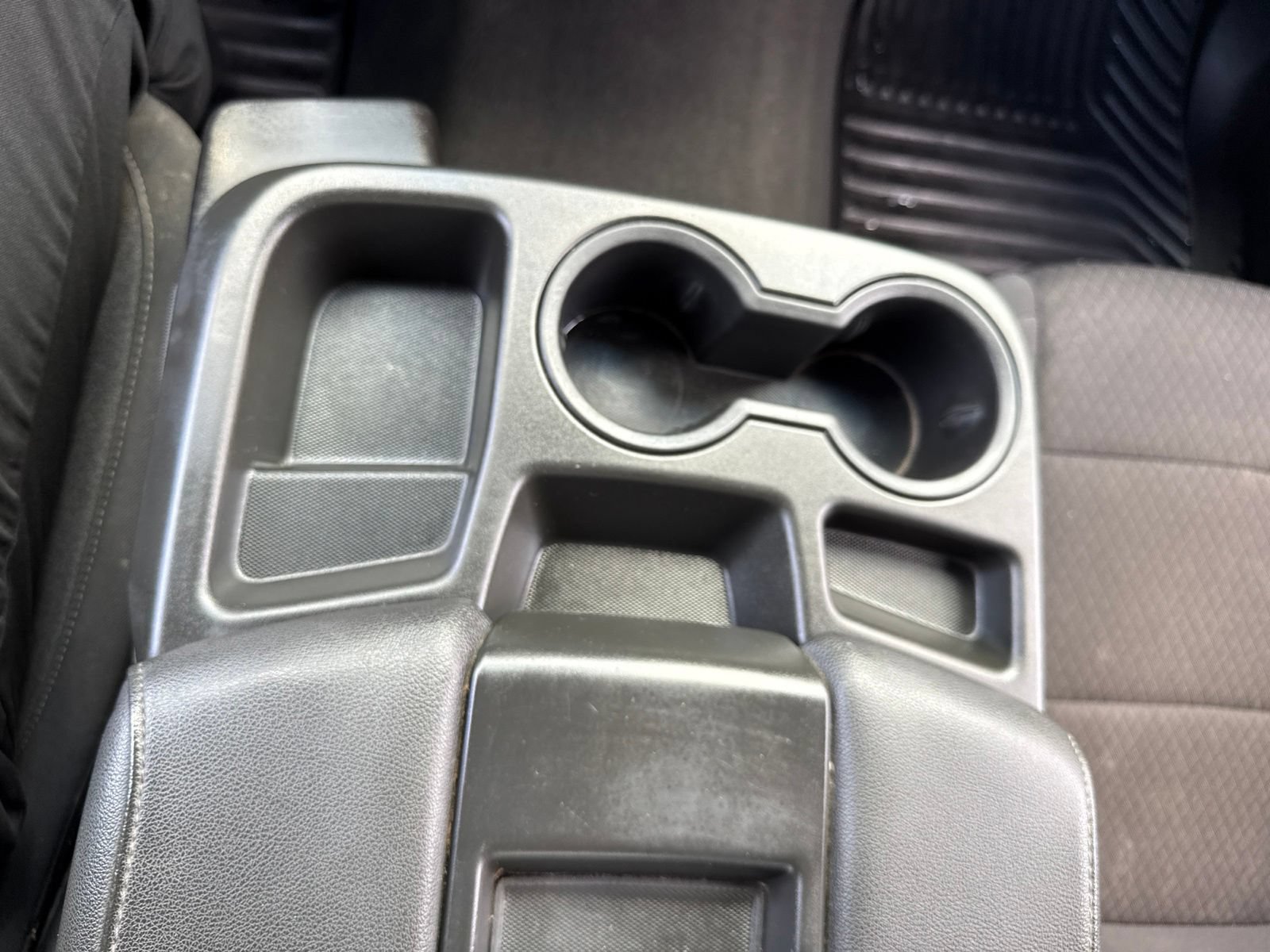 Used 2022 Chevrolet Silverado 1500 Custom w/ Safety Confidence Package AWD/4WD image 25