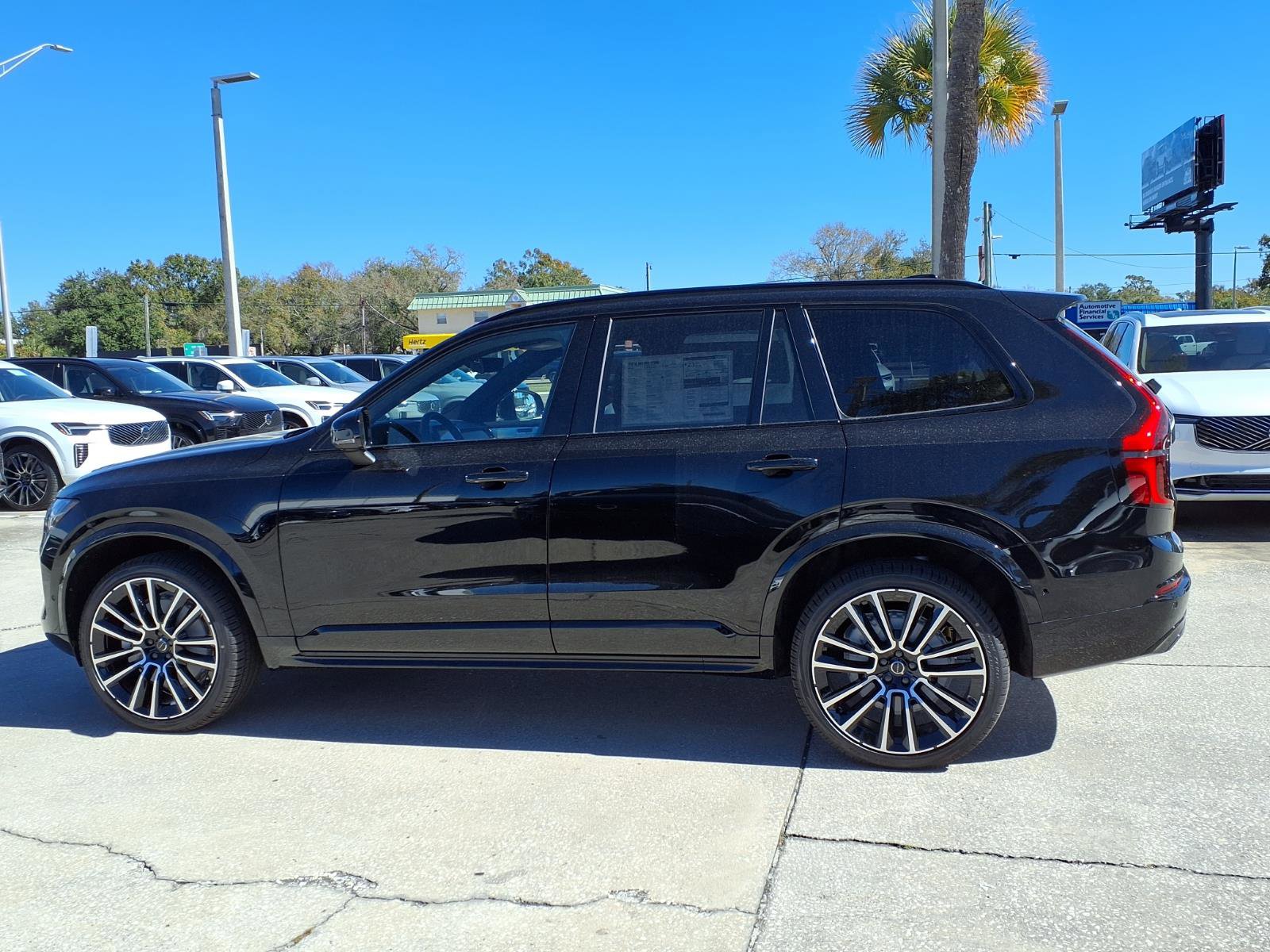 New 2026 Volvo XC90 B6 Ultra w/ Lounge Package image 4