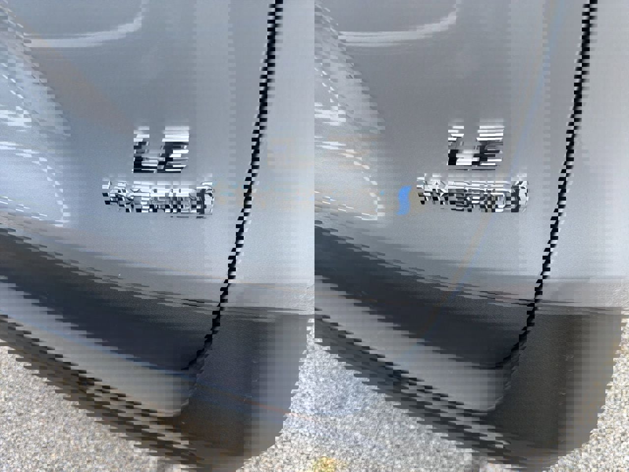 Used 2024 Toyota RAV4 LE image 7