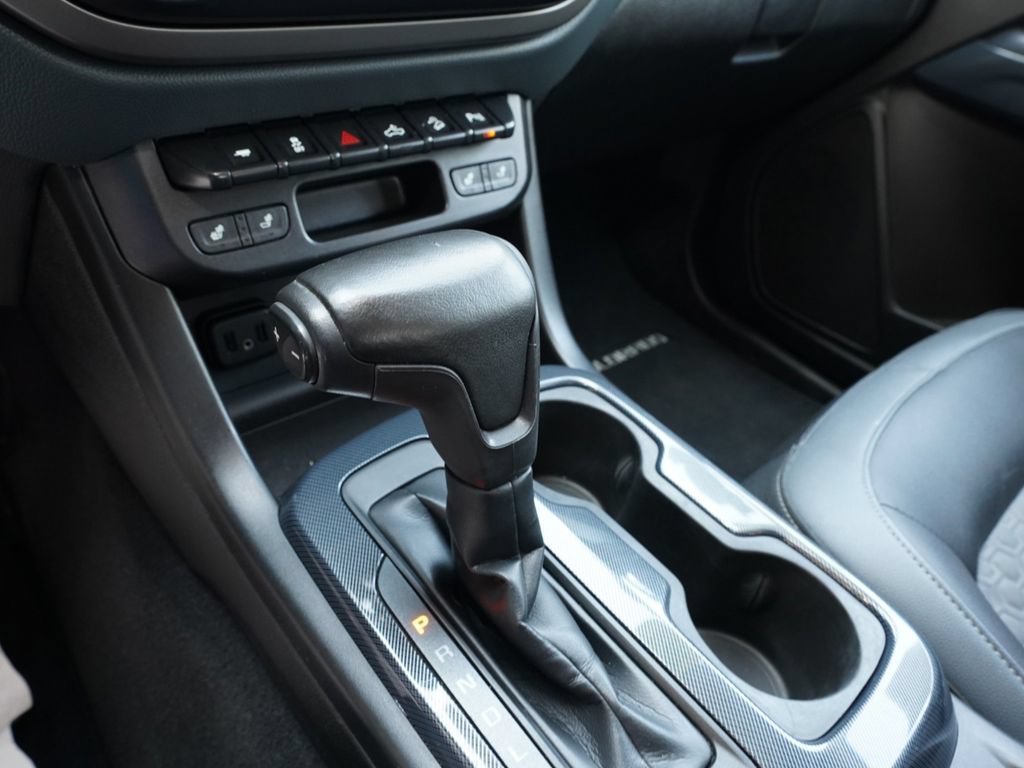 Used 2020 Chevrolet Colorado Z71 AWD/4WD image 14