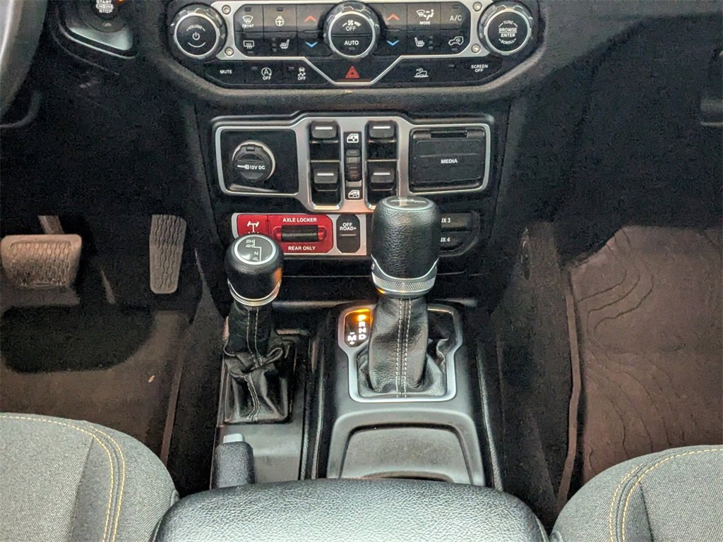 Used 2024 Jeep Gladiator Sport image 17