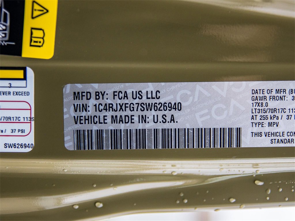 Used 2025 Jeep Wrangler Unlimited Rubicon image 42