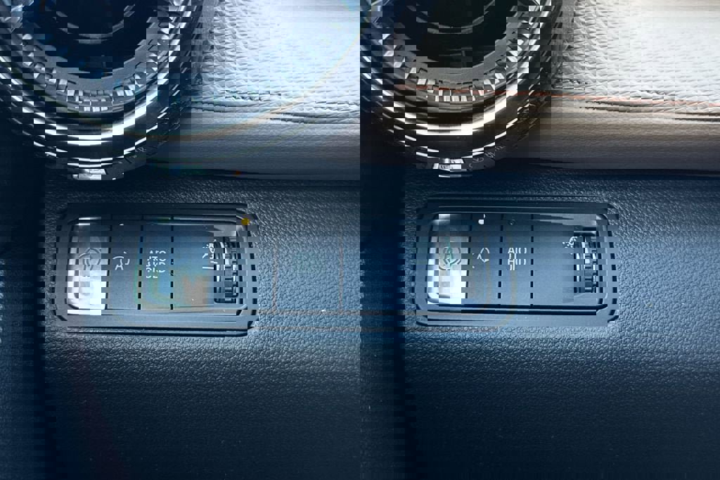 New 2026 Chevrolet Equinox ACTIV image 28