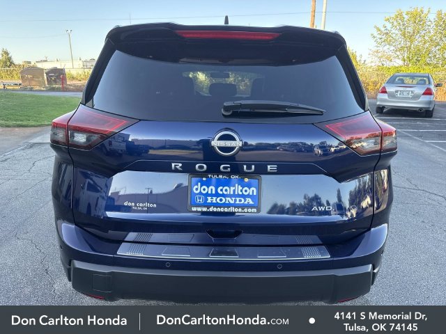 Used 2025 Nissan Rogue SV w/ SV Premium Package AWD/4WD image 18