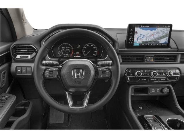Used 2024 Honda Pilot Touring image 7